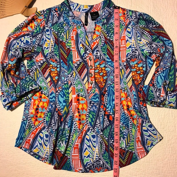 New Directions Top Colorful Roll Sleeve Stretch PS - Picture 4 of 5